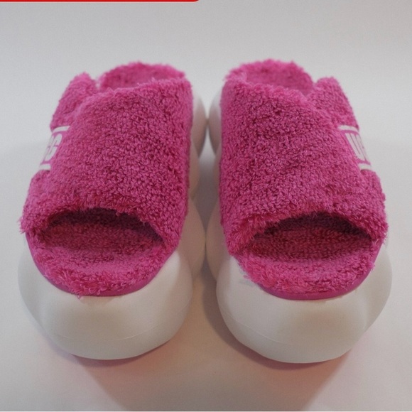 UGG Sugarcloud Slides in “ Dragon Fruit “ Fuchsia Pink Woman’s 10 | New No Box - Picture 4 of 16